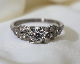 Art Deco Old European-Cut Diamond Ring in Platinum