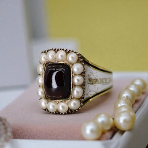 White Enamel Georgian Memento Mori Ring with Sugarloaf Garnet