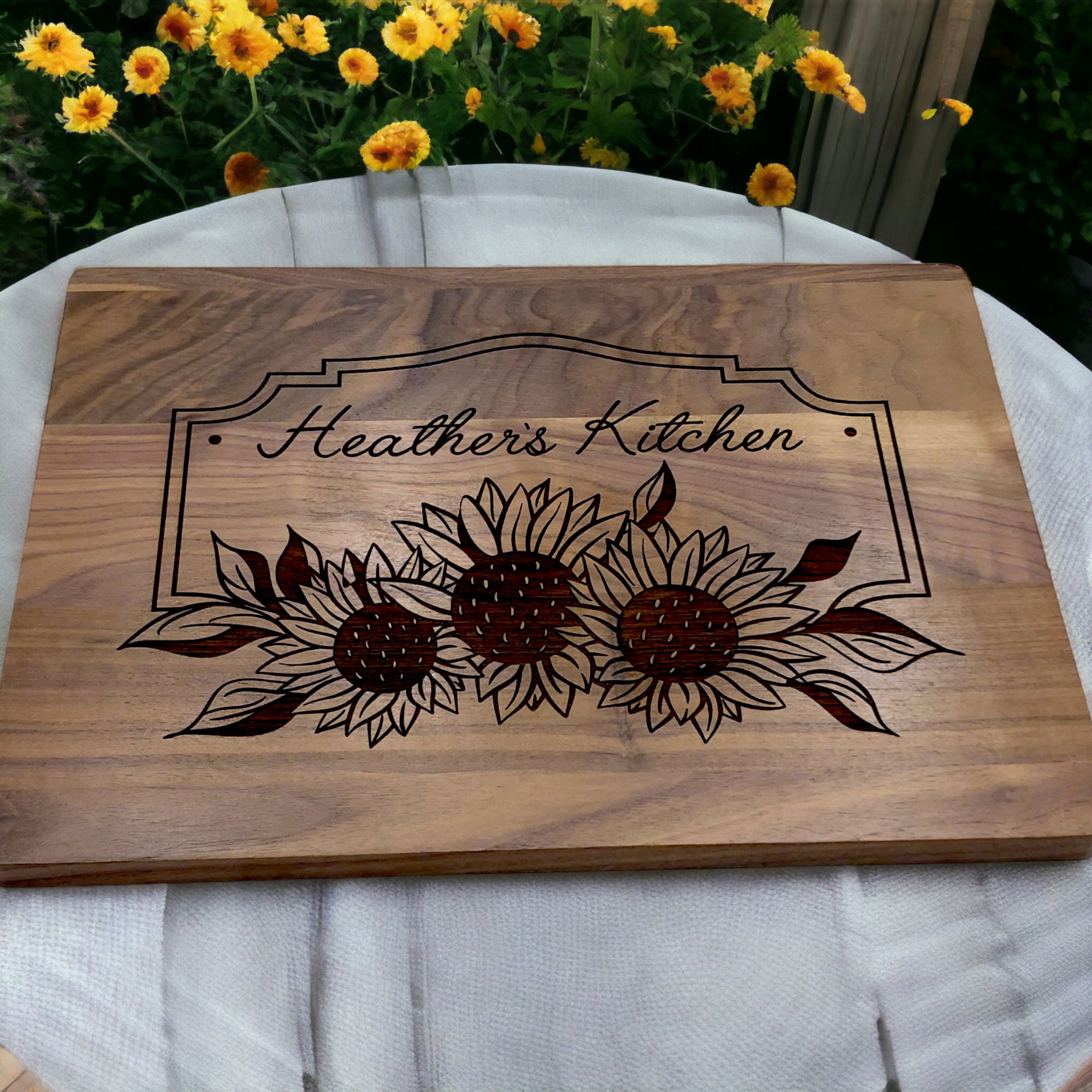 Sunflower Personalized Cutting Board – Left Coast Original