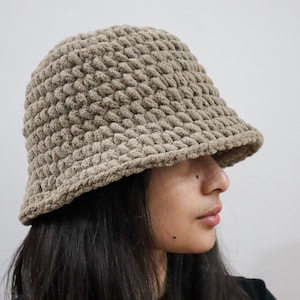 Crochet Bucket Hat, Fuzzy Bucket Hat, Custom Handmade Bucket Hat, Thick Winter Hat Made to Order image 1