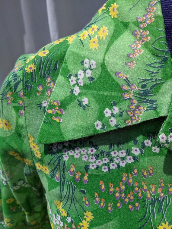 1970s Green A-line Floral dress - image 3