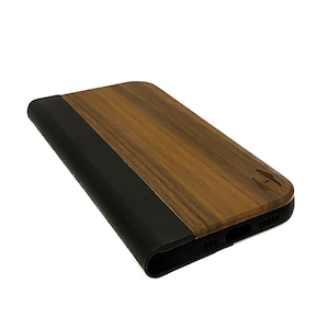 Houten design flip case, iPhone 13 mini – Noten met zwart leer