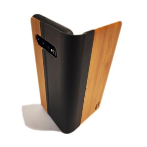 Houten flip case, Samsung Galaxy S10 - Bamboe en zwart leer