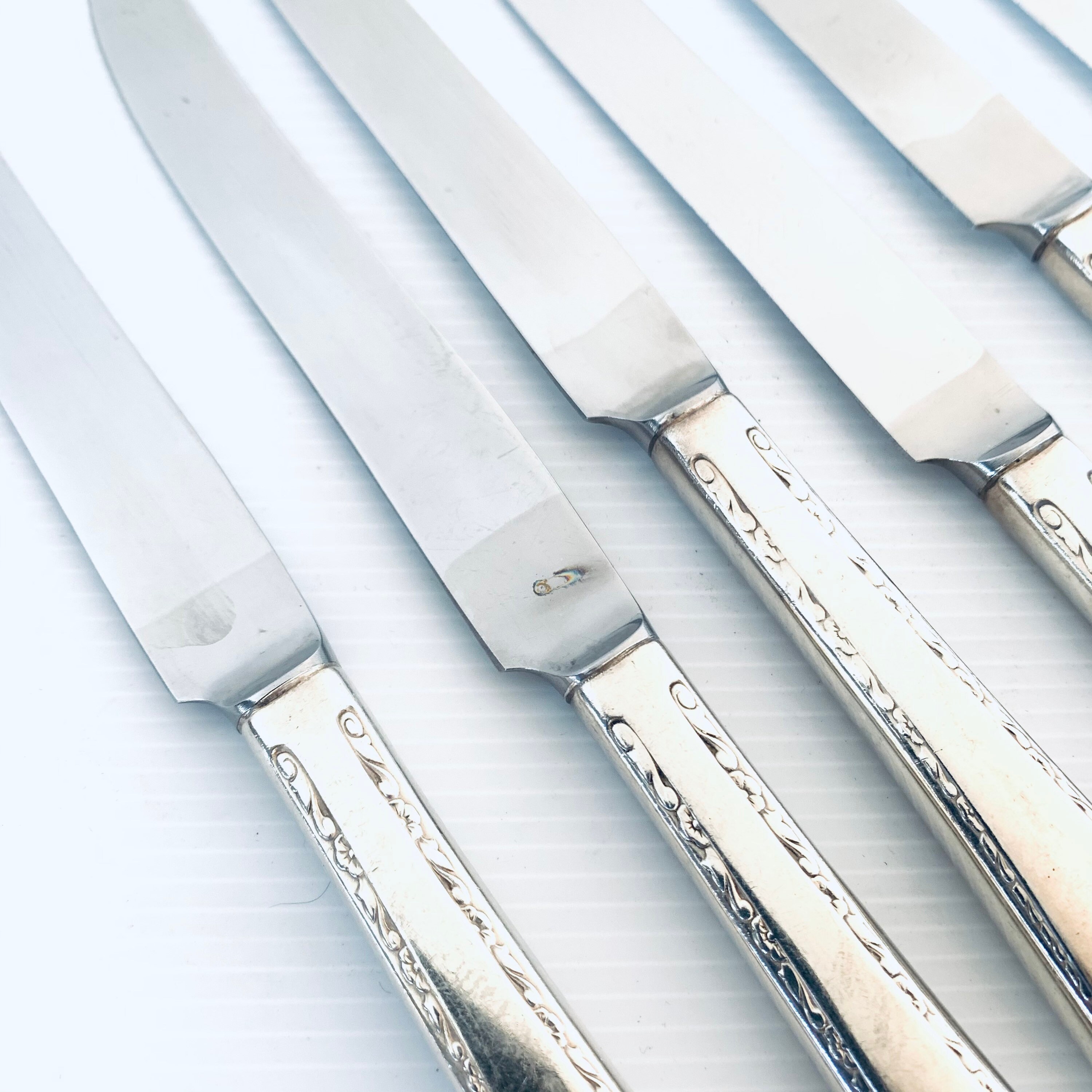 Vintage Silver Plate Stainless Steel Dinner Knives X 6 Rogers Exquisite