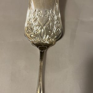 Italian Silver Plate Breakfast Canapé Server Scoop