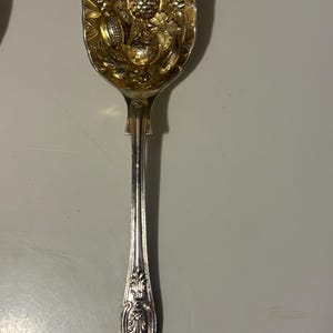 Vintage Cooper Bros Sheffield England EPNs Gold Wash Silver Plated Embossed Fruit Kings Pattern Berry Fruit Serving Spoon