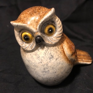 Vintage Standstone Owl
