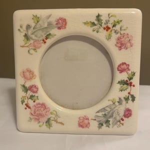 Vintage Ceramic Dove Berries & Pink Flowers Decorative Photo Frame 3x3