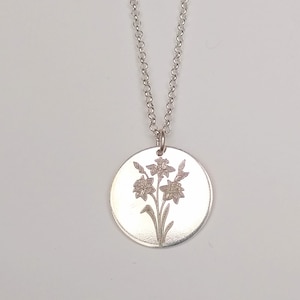 Birth Flower Necklace - December Birthday Jewelry - Gold Narcissus Flower Necklace - Mothers Day - Wedding Bridesmaid Gift - Gift For Her