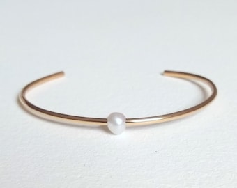 Floating Pearl Cuff Bracelet - Pearl Bangle - Gold Pearl Bracelet - Everyday Gold Bracelet - Single Pearl Bracelet - Wedding Pearl Bracelet