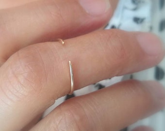 Zierlicher offener Ring, zarter goldener Manschettenring, dünner offener Goldring, dünner Manschettenring, minimaler Goldring, zierlicher Stapelring, offener Midi-Ring