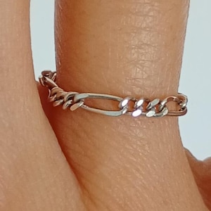Silver Figaro Chain Ring – Minimalist Stacking Ring