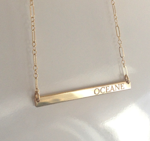 Gold Nameplate Bar Necklace