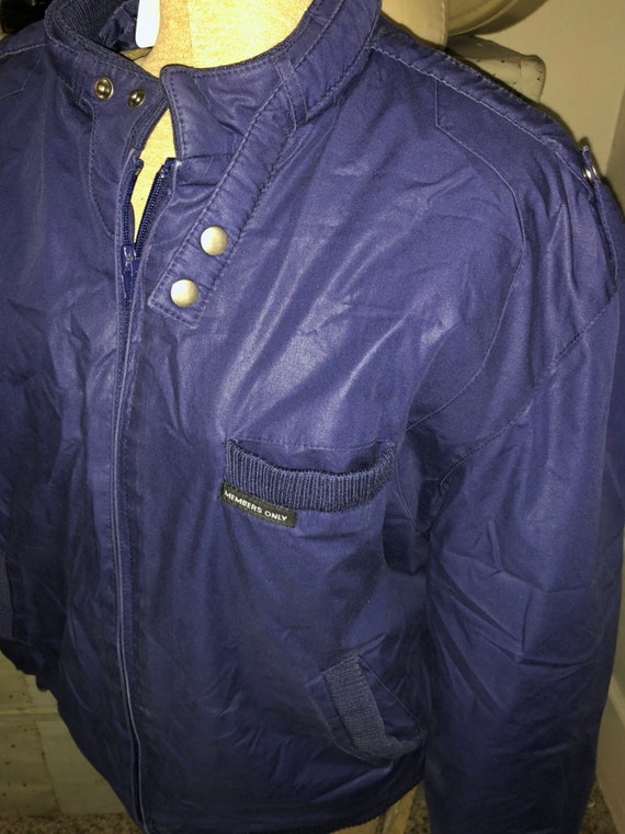 members only navy jacket