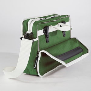 Retro Messenger bicycle bag & Pannier Green image 3