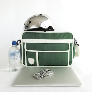 Retro Messenger bicycle bag & Pannier Green image 4