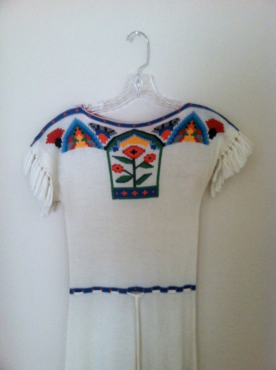 70s 80s Vintage Tribal Indian Boho Floral Sweater… - image 2