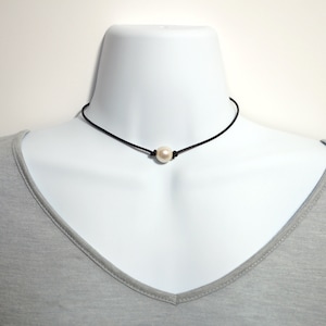 10-11 mm Cultured Freshwater Pearl on Leather