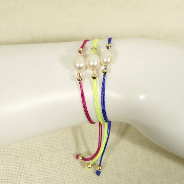 Single Freshwater Pearl Adjustable String Bracelet