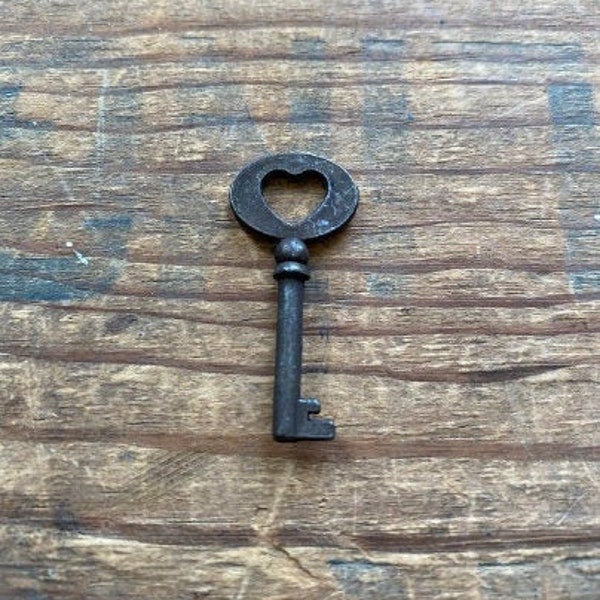 1-1/2"L Mini Key. Blackened Metal Skeleton Key w/Heart Opening. Single Key. Decorative Skeleton Key.