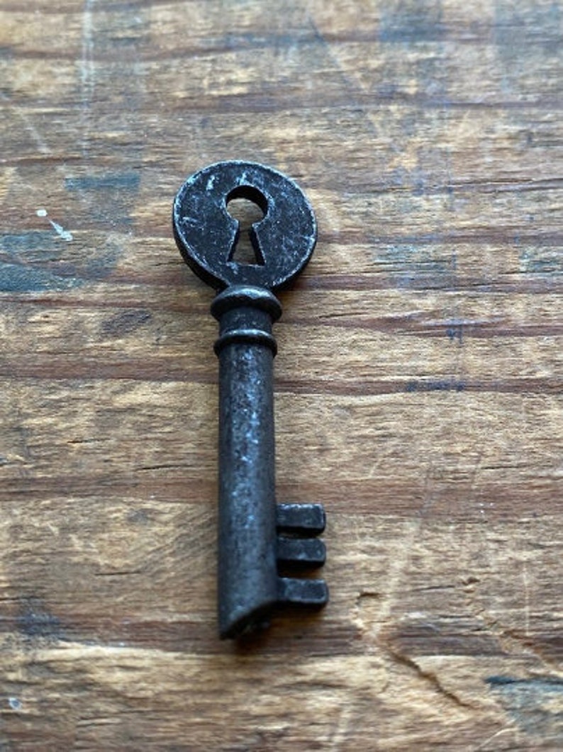 1-1/2L Mini Key. Blackened Metal Skeleton Key w/Keyhole Opening. Single Key. Decorative Skeleton Key. image 2