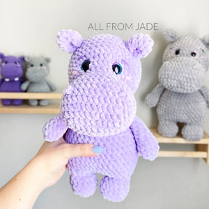 Crochet PATTERN: Harry the Hippopotamus (English/French)