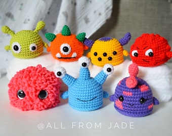 CROCHET PATTERNS : Complete Mini Monsters Collection (English and French)