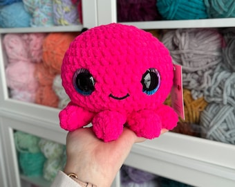 Crochet PLUSHIE: kawaii octopus