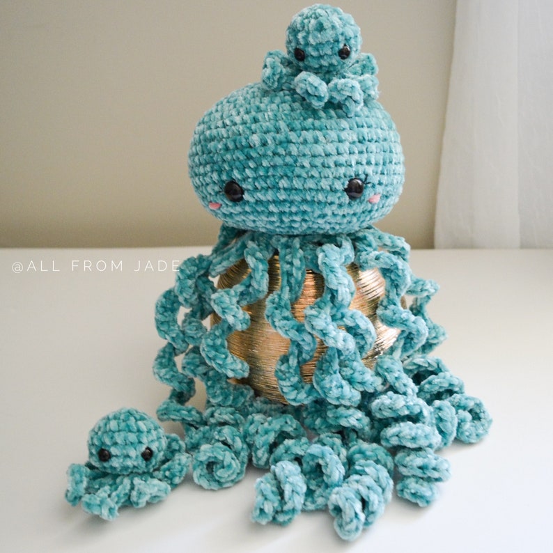 CROCHET PATTERNS : Olivia & Paige the Octopus Moms and their babies English/French image 8