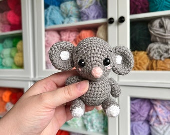 Crochet PLUSHIE: Small Mouse