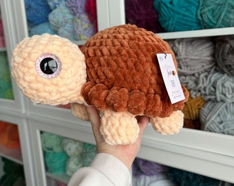 Crochet PLUSHIE: Jumbo tortoise