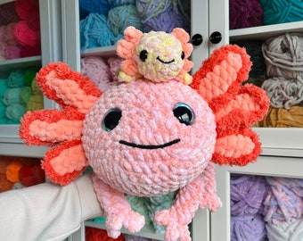 Crochet PLUSHIE: Jumbo Mama Axolotl and Baby