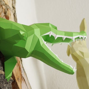 Crocodile DIY Wall sculpture, paper alligator, croc trophy teeth, geometric, polygonal origami papercraft animal, slowing down everyday life image 2