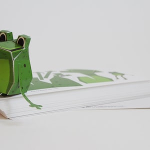 Carte postale Mini Grenouille à construire soi-même. Feuille de bricolage DIY 210 x 105 mm image 3