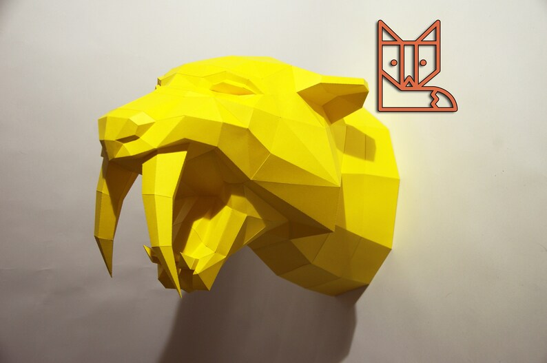 Build your own Sabertooth Tiger Trophy image 1