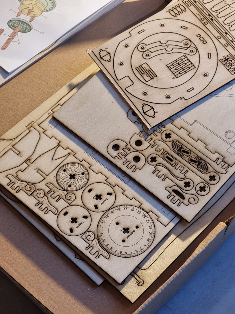 Wooden safe, STEM project laser-cut toy detective game DIY piggy bank kit image 7