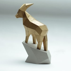 Steinbock DIY Skulptur, Bastelbogen von Paperwolf, Ausschneidebogen, 3D Origami, Steinbock Statue aus Papier, Bergziege zum selber basteln Bild 3