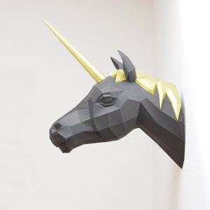 Papercraft Unicorn PREMIUM Gold / Black image 3