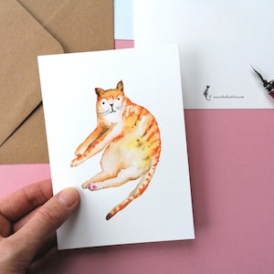 Luie oranje kat, notitiekaart van aquarelillustratie. Gelukkige dierenkunst met een glimlach :).