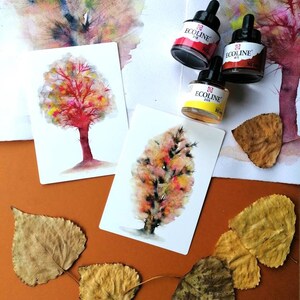 Alberi, set di 2 cartoline di illustrazioni ad acquerello con una sensazione vintage + buste. Alberi colorati.
