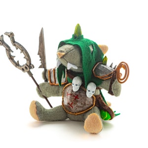 THROT 'EL IMPURO' - Peluche de hombre rata - Juguete hecho a mano de Grimdark para aficionados a los juegos de mesa y wargames - Regalo de criatura fantástica