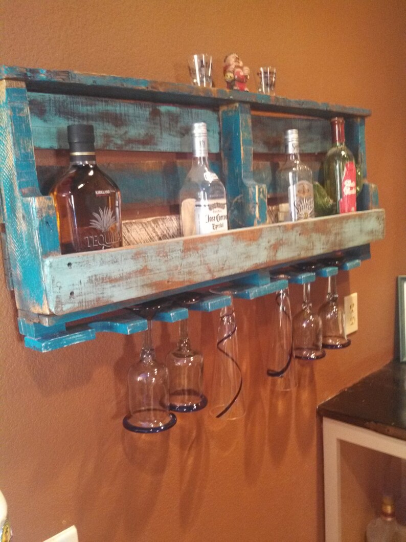 Rustic pallet wine/liquor rack | Etsy