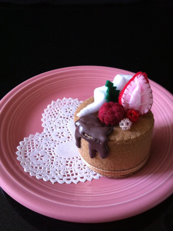 Chocolate Hazelnut Felt Cake Etsy Chocolate Hazelnut Felt Cake Etsy