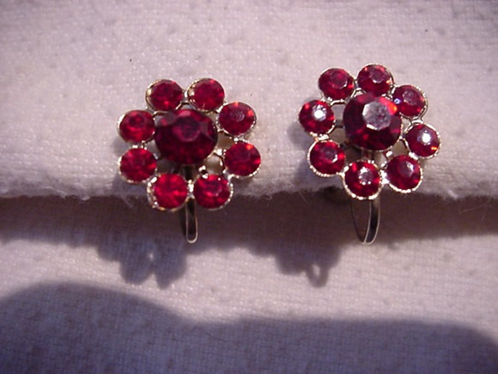 Ruby Red Flower Brooch / Pin & Screw Back Earrings Etsy