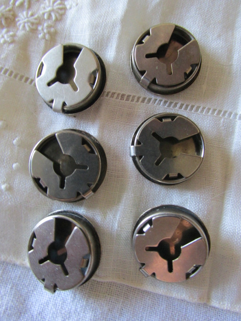 Etched SUNFACE BUTTON COVERS in Silver Tone Tribal Southwestern Theme Design Clip On Closures Fasteners Sewing Hobby Crafts Tools Six 6