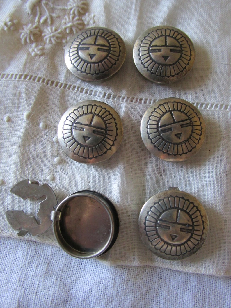 Etched SUNFACE BUTTON COVERS in Silver Tone Tribal Southwestern Theme Design Clip On Closures Fasteners Sewing Hobby Crafts Tools Six 6