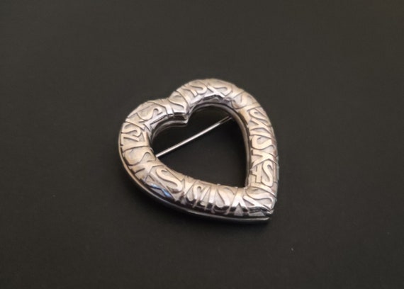 YVES SAINT LAURENT ~ Authentic Vintage Silver Plated Heart Brooch - Logo Monogram - 80's