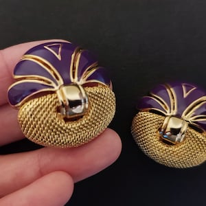BALENCIAGA ~ Authentic Vintage Gold Plated Flower Round Clip-On Earrings - Purple Enamel