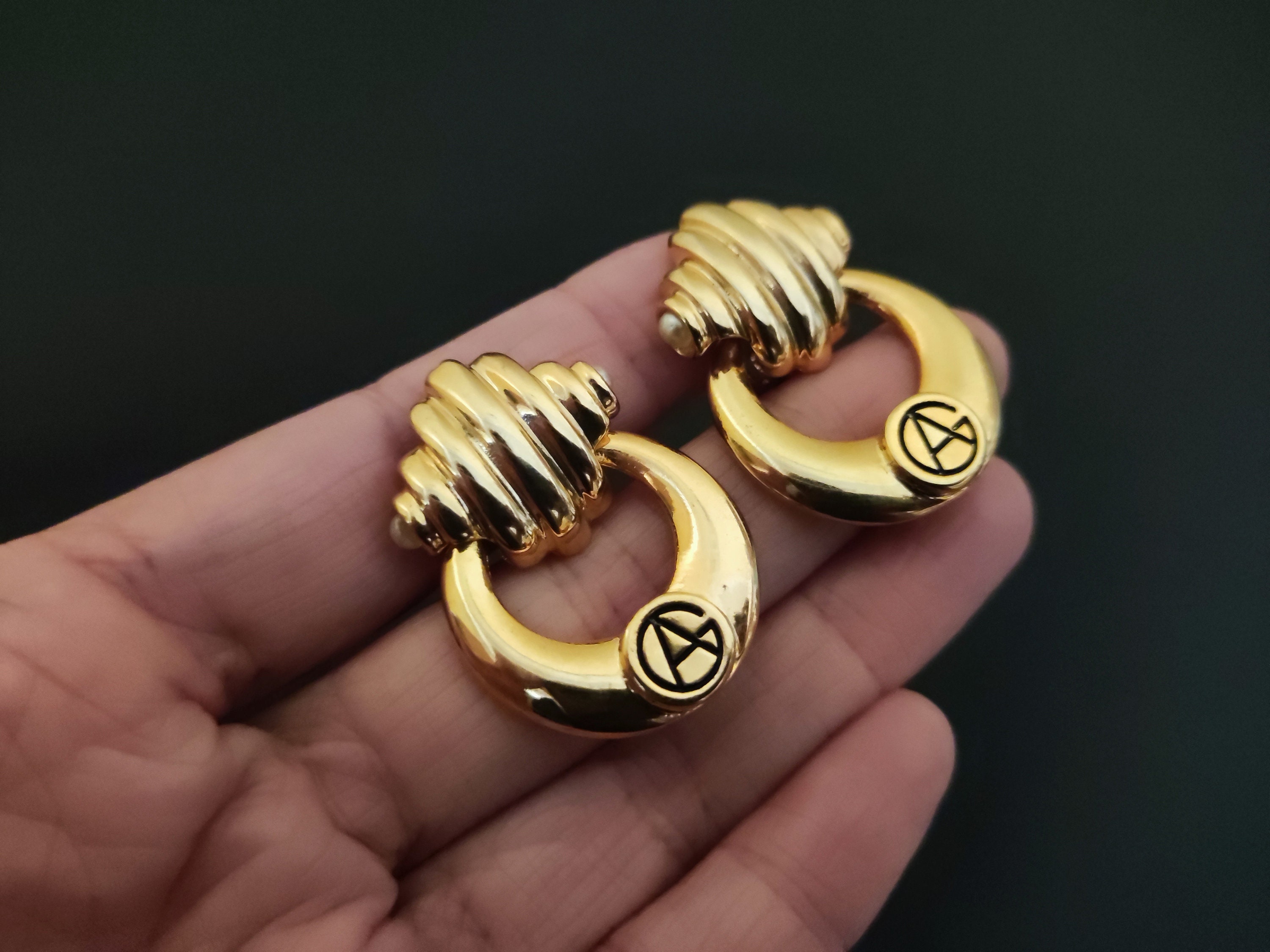 イヤリング GIORGIO ARMANI EARRINGS Giorgio Armani Clip-On Earrings