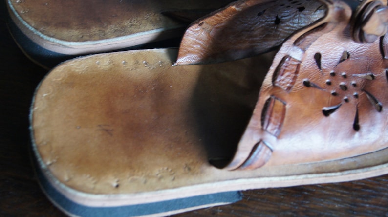 Vintage Handmade leather slippers EU size 43